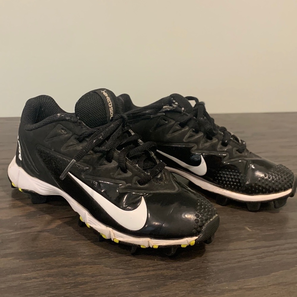 Nike baseball cleats